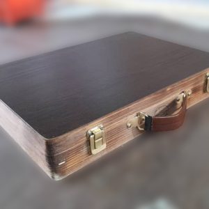 جعبه نقاشی قفل طلایی